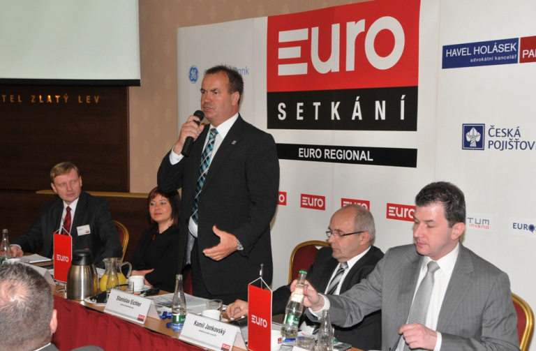 Na konferenci přednášel i hejtman LK Stanislav Eichler